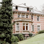 Bild des alten Gebäudes der Villa Hammerschmiede